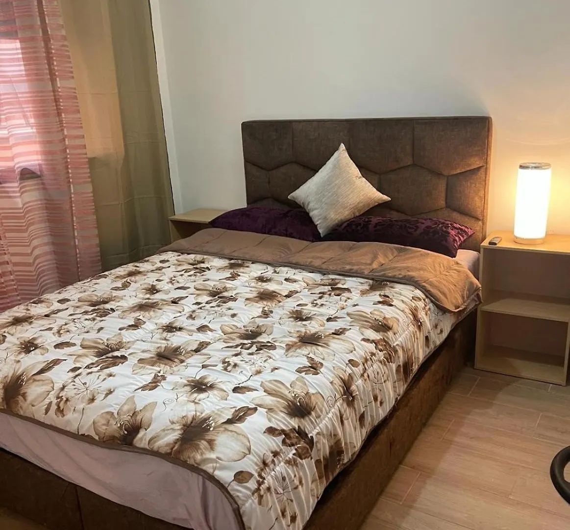 Beautiful Appartement With Pool Gueliz Hivernage Train Station Marakéš 0*,  Maroko